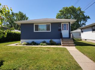 1522 172nd Pl, Hammond, IN 46324