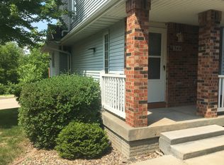 344 W Side Dr, Iowa City, IA 52246