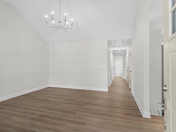 3rd image of 227 Periwinkle Way