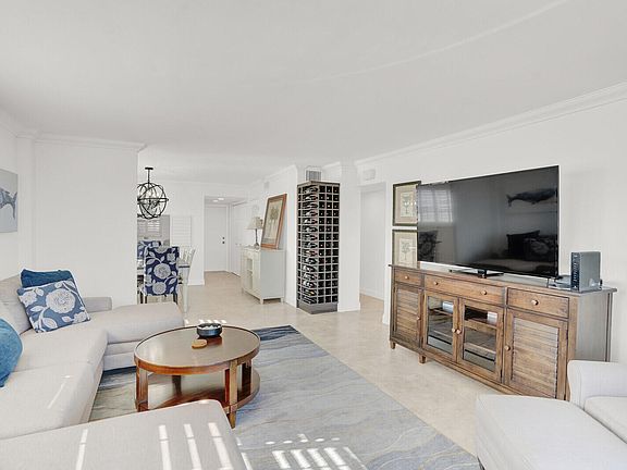 2nd image of 4540 N Ocean Drive #401