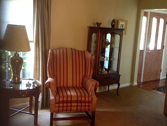 3rd image of 31107 Sleepy Hollow Ln