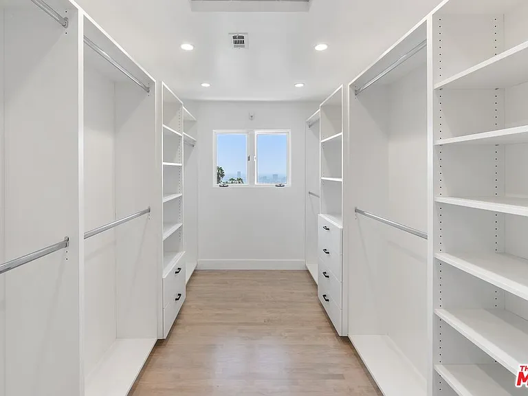 1404 Devlin Dr — Photo 31