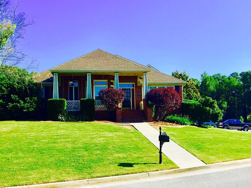 1st image of 117 Oak Brook Cir