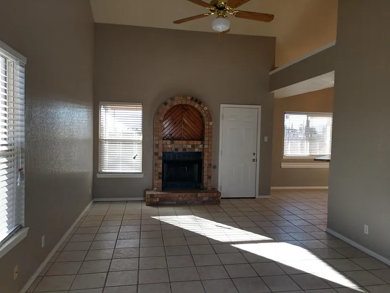 3401 Rising Sun St — Photo 3