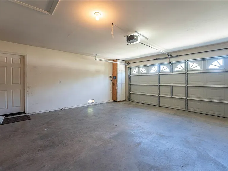 2863 Sandstone Dr — Photo 28