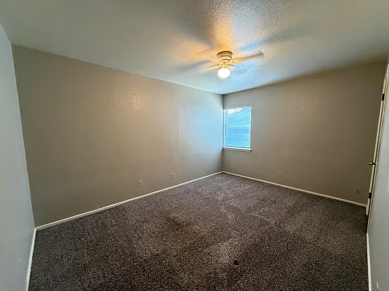 4608 Belton Ave #B — Photo 4