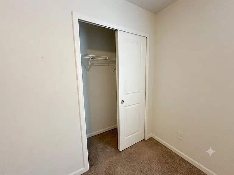 32 Pacolet Ln — Photo 16