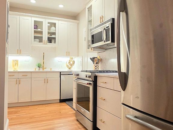 5th image of 200 Mount Auburn St