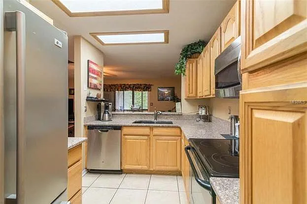 4141 Brentwood Park Cir — Photo 56