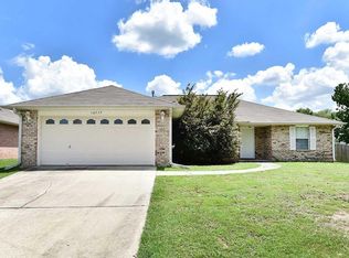 10757 Country Ostrich Dr, Pensacola, FL 32534