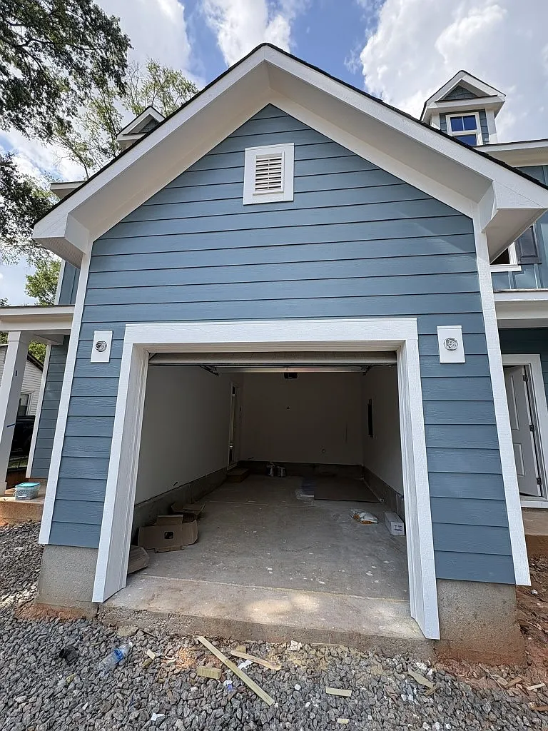 3 bed, 2.5 bath, 1762 sqft, $2,600 — Photo 3