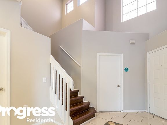 2nd image of 1849 Meadow Pond Way