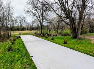 4398 E Black Canyon St, Fayetteville, AR 72701