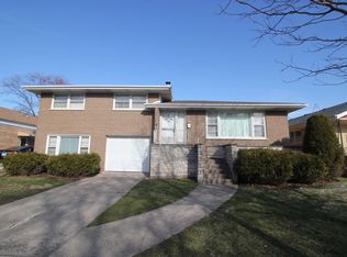 9033 S Albany Ave, Evergreen Park, IL 60805