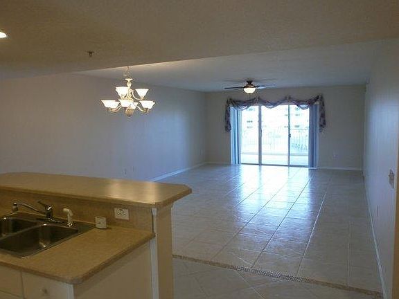 4th image of 8891 Lake Dr APT 403