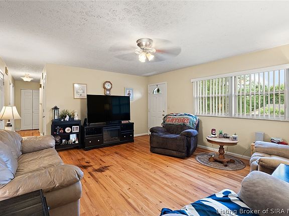 5th image of 4012 Melvyn Drive