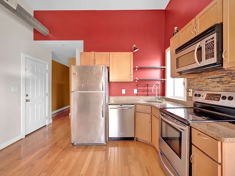 1301 Adams St NE #C — Photo 11