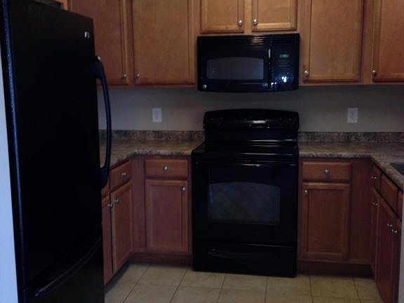 5th image of 1420 Hazelgreen Way #2