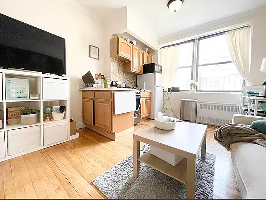 Rented by Century 21 Premier  | media 1