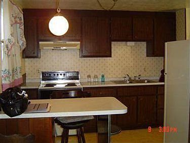 4th image of 157 Camrose Dr