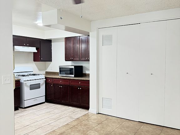5th image of 1416 N Placentia Ave #3