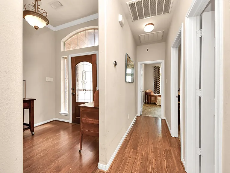 945 Autumn Brook St — Photo 26