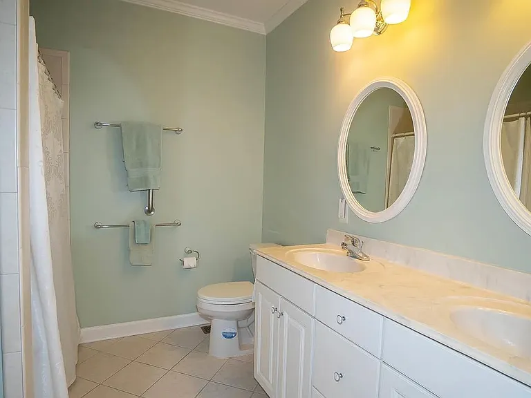 Black Willow Ct — Photo 6
