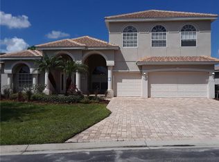 7033 74th Street Cir E, Bradenton, FL 34203