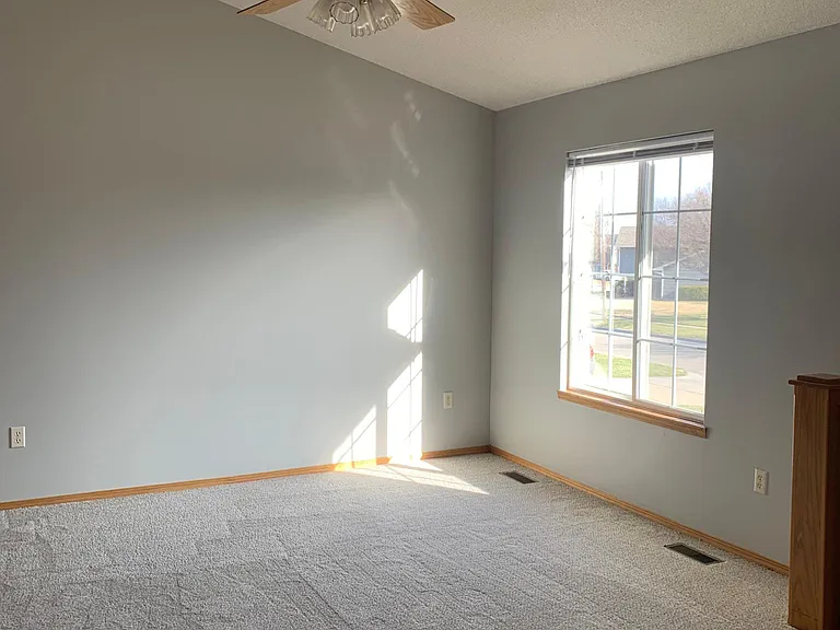 10826 W Ryan St — Photo 6