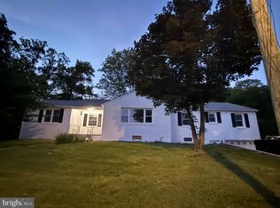 8626 Leslie Ave, Lanham, MD 20706