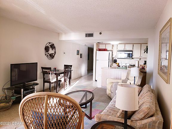 5th image of 3647 S Atlantic Ave #306