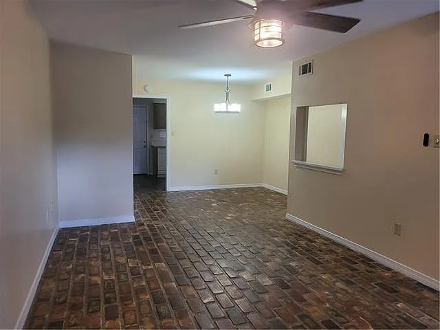 839 E Boyd Dr #C — Photo 7
