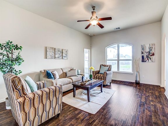 4th image of 4133 Tower Ln