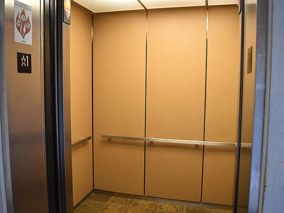 3rd image of 201 Prairie Dunes Dr APT 1306