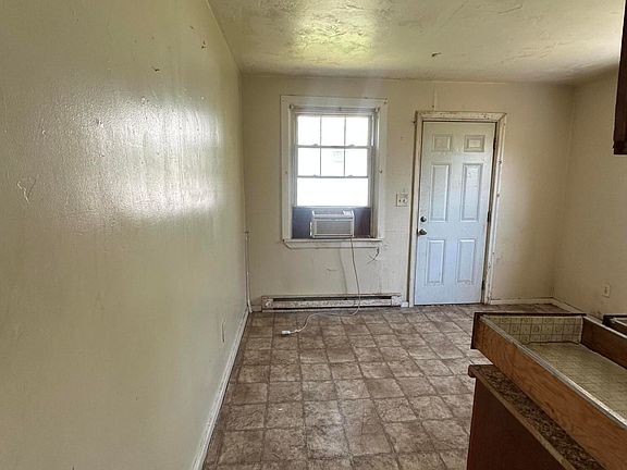 4th image of 1315 Dudley St NW