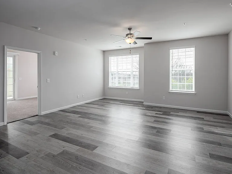Crest at Burkitt Ridge Apartments — Photo 16