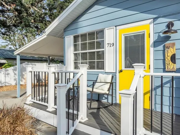 719 35th St W, Bradenton, FL 34205