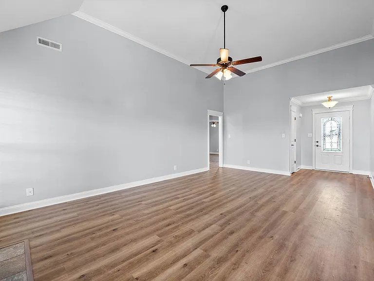 1320 Canyon Pl — Photo 6
