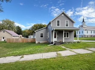 1025 Swinton St, Sault Sainte Marie, MI 49783