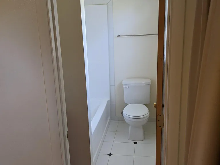 3302 Wagon Wheel Rd — Photo 5