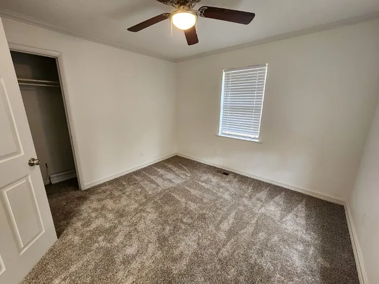 3112 Potter St — Photo 9