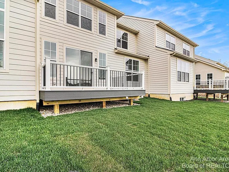 3343 Roseford Blvd — Photo 38