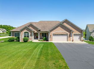 9623 Pebble Creek Cir, Belvidere, IL 61008