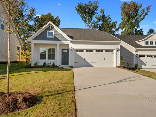 7079 New Horizons Ln, Boiling Springs, SC 29316