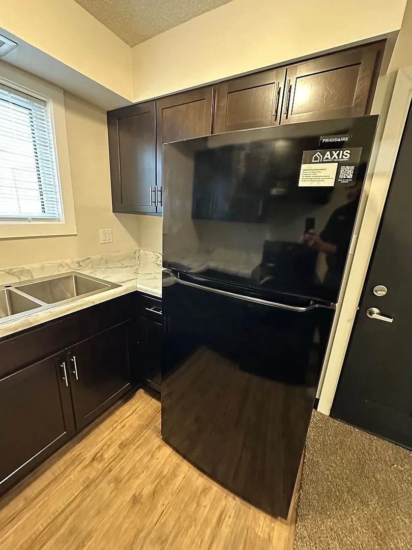 Lantern Park Apartments — Photo 4