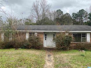 2082 S Tallassee Dr, Tallassee, AL 36078