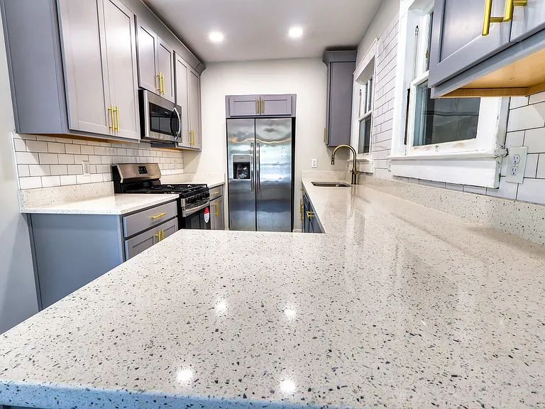 4015 N Seminole Ave #6 — Photo 18