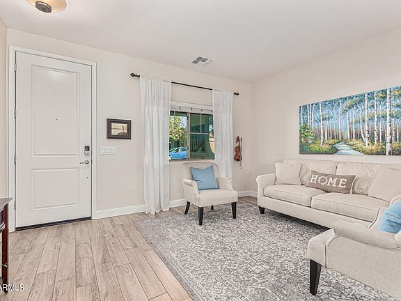 5th image of 107 W DRAGON TREE Avenue
