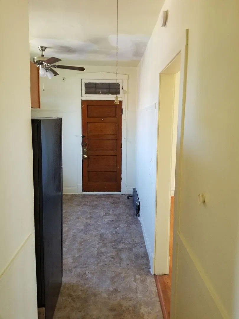 2 bed, 1100 sqft, $1,350 — Photo 3