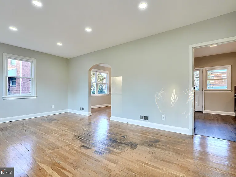 51 Briarwood Rd — Photo 7